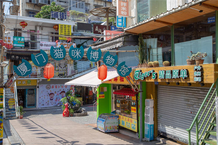 蓝天美食港式餐厅_蓝天特色美食餐饮店_蓝天餐厅美食港式店